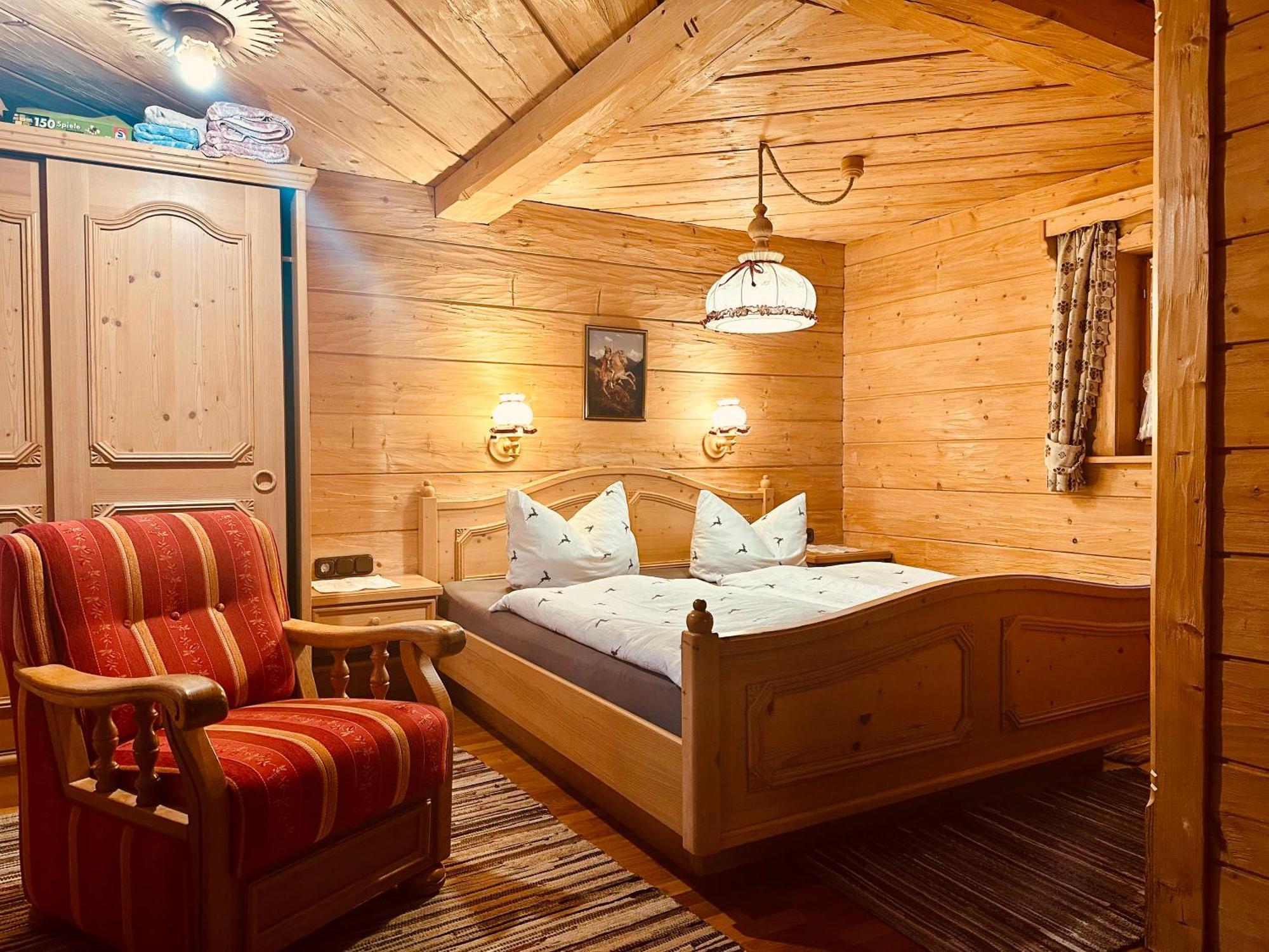 Almbruennerl Die Almhuette Auf Der Raffner Alm Ruhpolding Extérieur photo
