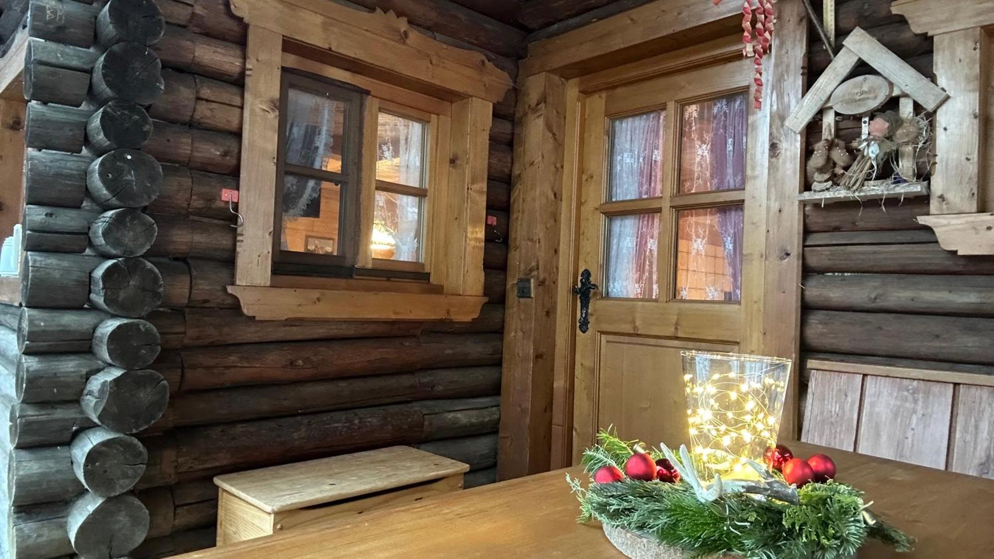 Almbruennerl Die Almhuette Auf Der Raffner Alm Ruhpolding Extérieur photo