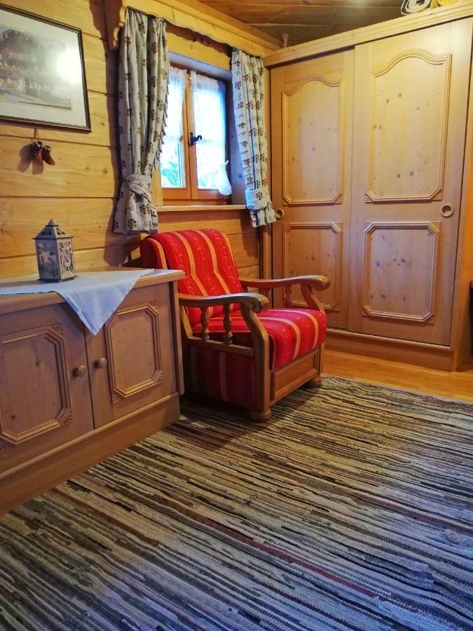 Almbruennerl Die Almhuette Auf Der Raffner Alm Ruhpolding Extérieur photo